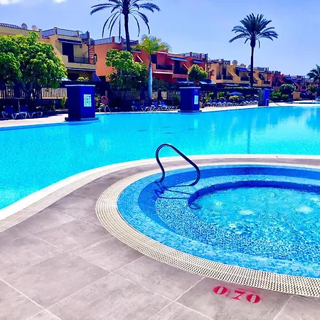 Vakantiehuis Cozy Corner Close To Beach, Golf And Shopping