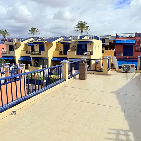 Cozy Corner Close To Beach, Golf And Shopping